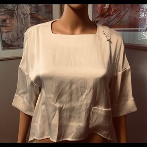 NWT CAARA cropped blouse
